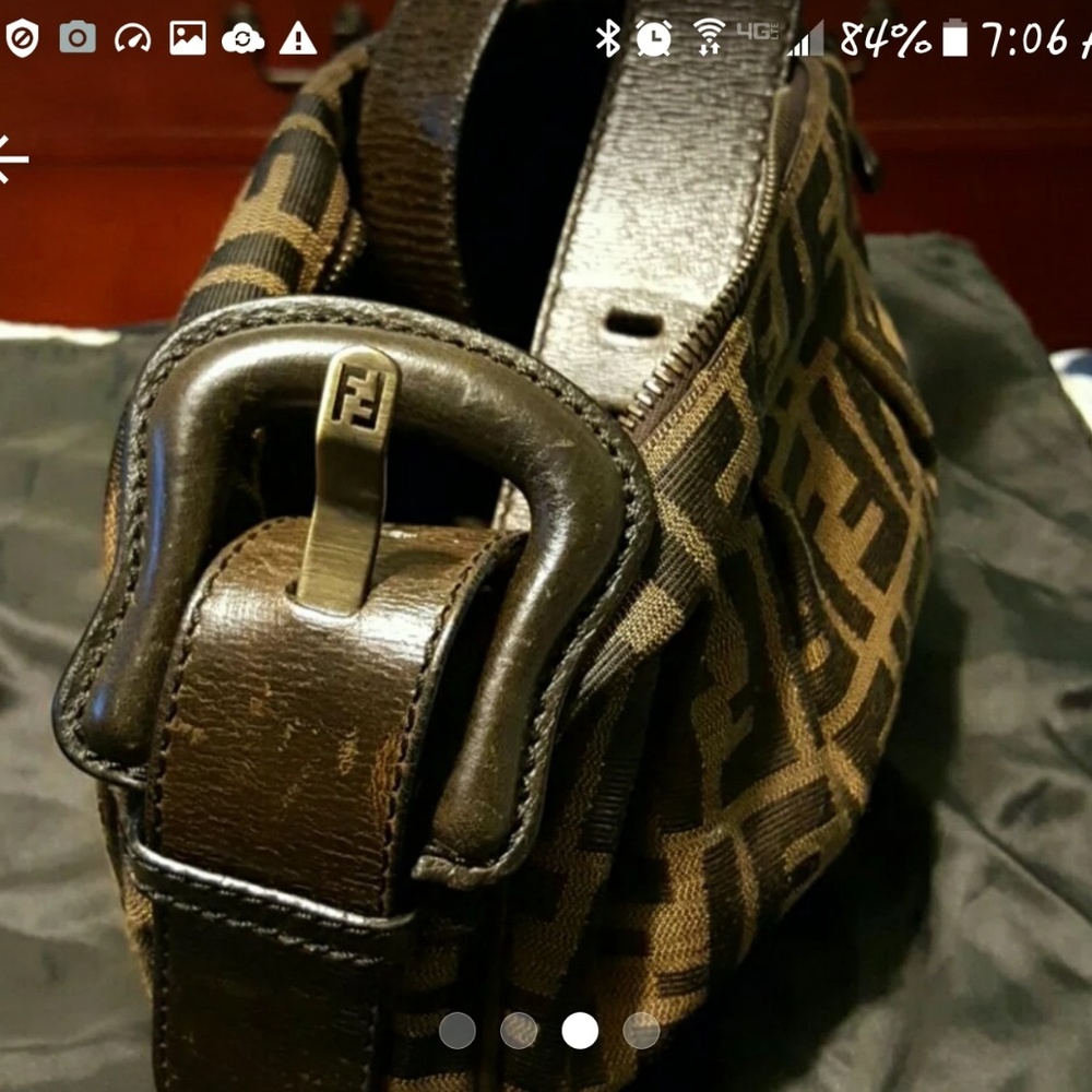 SMALL FENDI BAG NEW AUTHENTIC WITH DUST BAG
